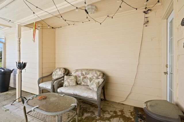 204 Pvt Rd 1311, Mt Pleasant, TX 75455