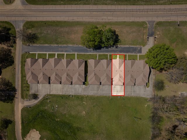 204 Pvt Rd 1311, Mt Pleasant, TX 75455