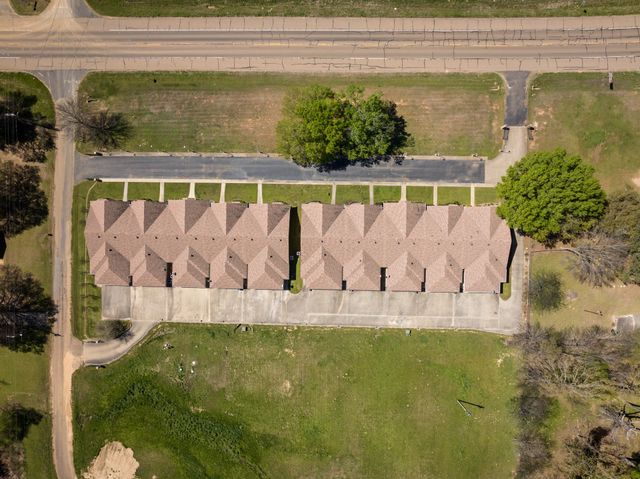 204 Pvt Rd 1311, Mt Pleasant, TX 75455