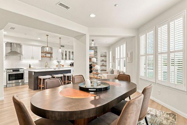 4792 Beachwood Court, Carlsbad, CA 92008