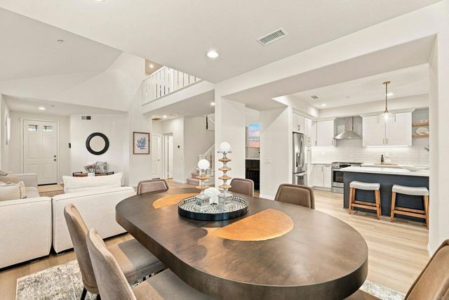4792 Beachwood Court, Carlsbad, CA 92008