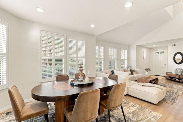 4792 Beachwood Court, Carlsbad, CA 92008
