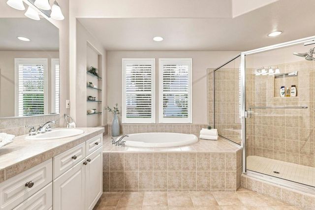 4792 Beachwood Court, Carlsbad, CA 92008