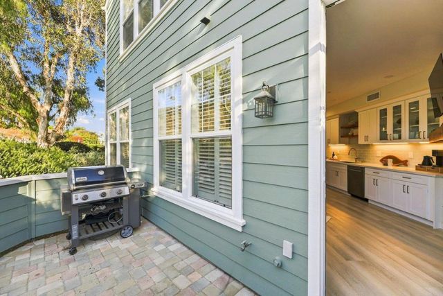 4792 Beachwood Court, Carlsbad, CA 92008