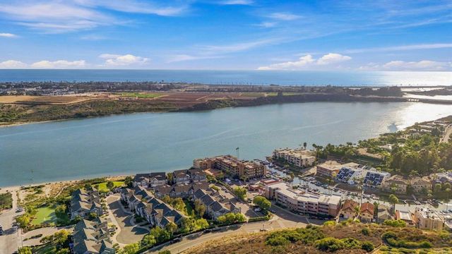4792 Beachwood Court, Carlsbad, CA 92008