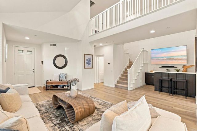 4792 Beachwood Court, Carlsbad, CA 92008