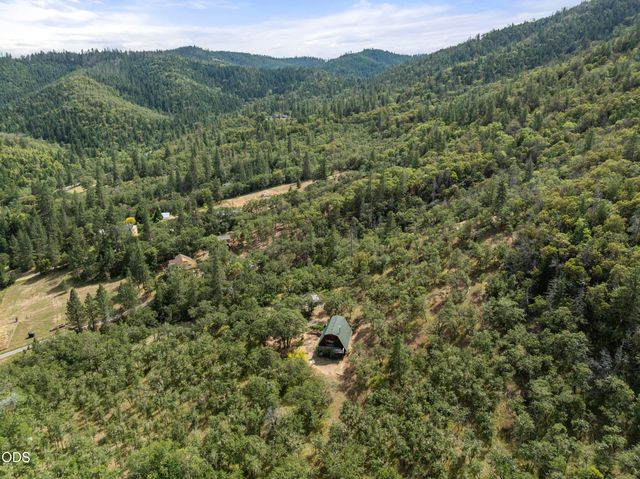 4770 Andrews Road, Medford, OR 97501