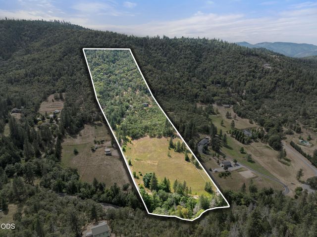 4770 Andrews Road, Medford, OR 97501