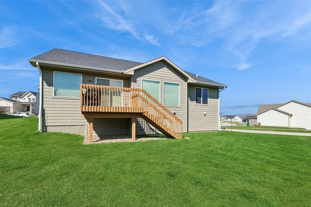 174 E Bridge Road, Polk City, IA 50226