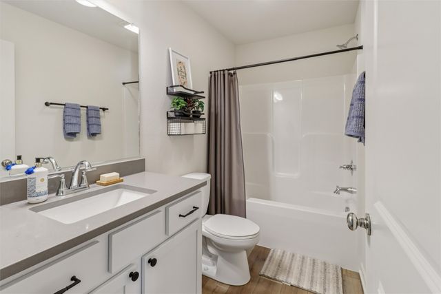 174 E Bridge Road, Polk City, IA 50226