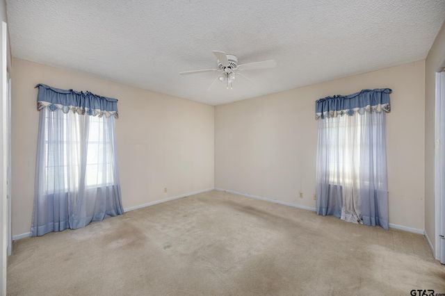 322 Vicksburg St, Tyler, TX 75703