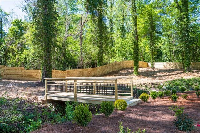 1677 North Avenue NW, Atlanta, GA 30318