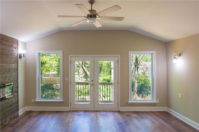 1677 North Avenue NW, Atlanta, GA 30318