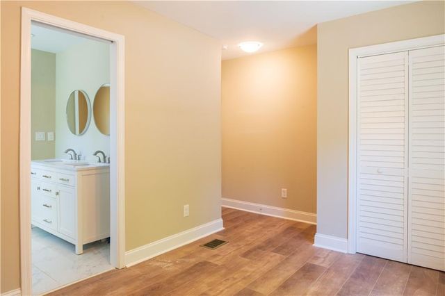 1677 North Avenue NW, Atlanta, GA 30318