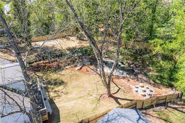 1677 North Avenue NW, Atlanta, GA 30318