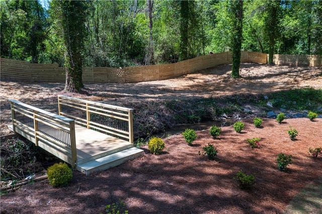 1677 North Avenue NW, Atlanta, GA 30318