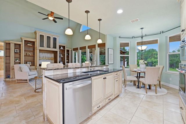 1014 Krona CT, New Braunfels, TX 78132