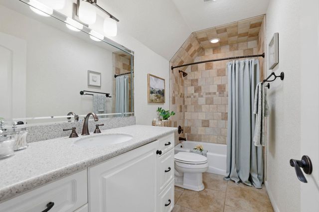 1014 Krona CT, New Braunfels, TX 78132