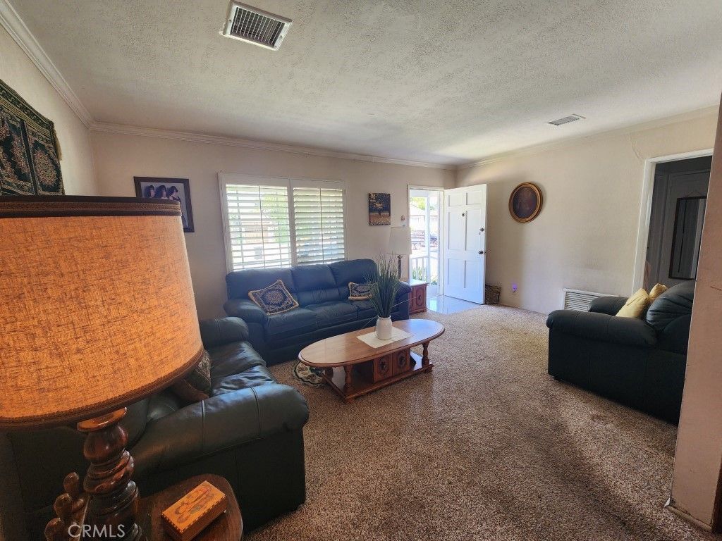 Image 4 of property listing at 7607 Goddard, Los Angeles, CA 90045