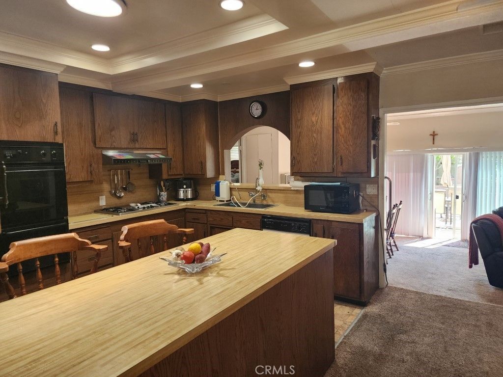 Image 8 of property listing at 7607 Goddard, Los Angeles, CA 90045