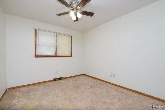 1201 Hull Valley Drive, Waynesville, MO 65583