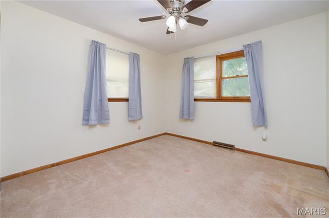 1201 Hull Valley Drive, Waynesville, MO 65583