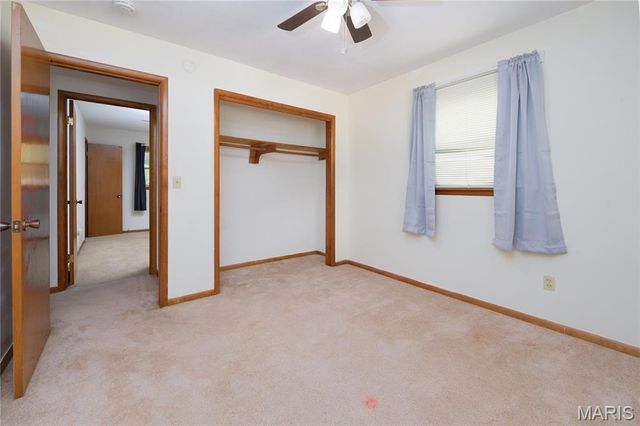 1201 Hull Valley Drive, Waynesville, MO 65583