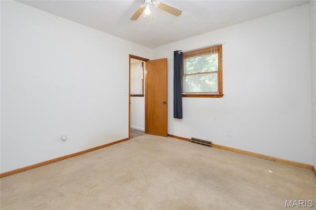 1201 Hull Valley Drive, Waynesville, MO 65583