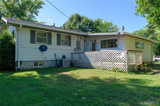 1201 Hull Valley Drive, Waynesville, MO 65583