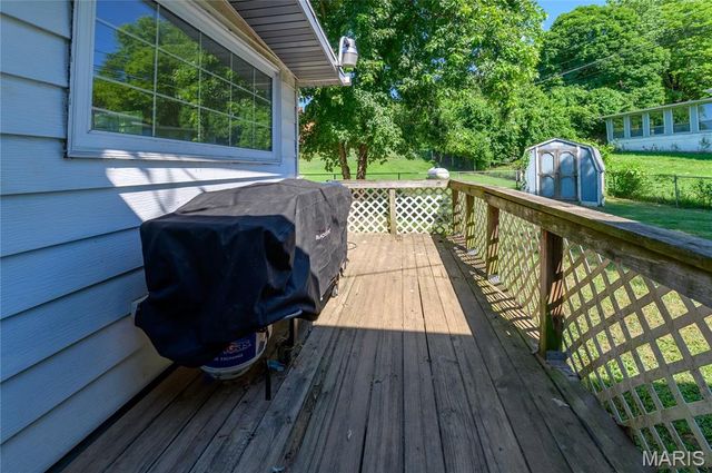 1201 Hull Valley Drive, Waynesville, MO 65583