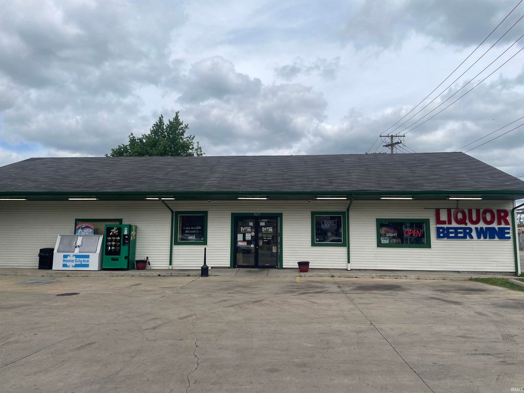 823 Union Street, Mishawaka, IN 46544