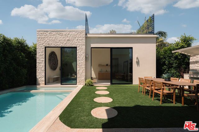 515 N Martel Avenue, Los Angeles, CA 90036
