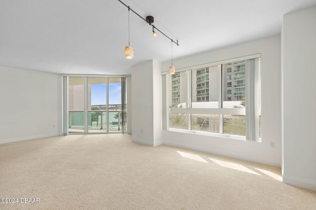 241 Riverside Dr Unit 409, Holly Hill, FL 32117