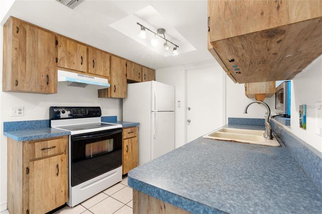 1305 MANDARIN DRIVE, Holiday, FL 34691