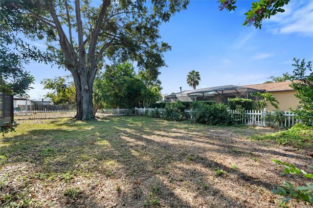 1305 MANDARIN DRIVE, Holiday, FL 34691