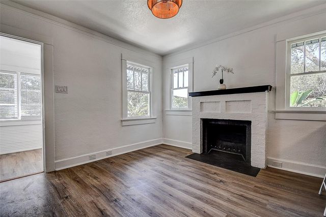 212 48TH STREET N, St Petersburg, FL 33713