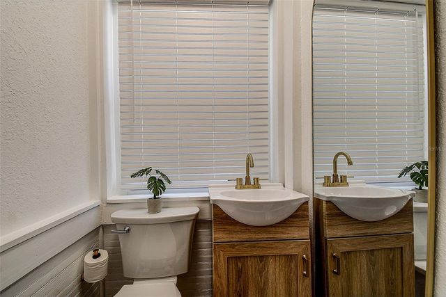 212 48TH STREET N, St Petersburg, FL 33713