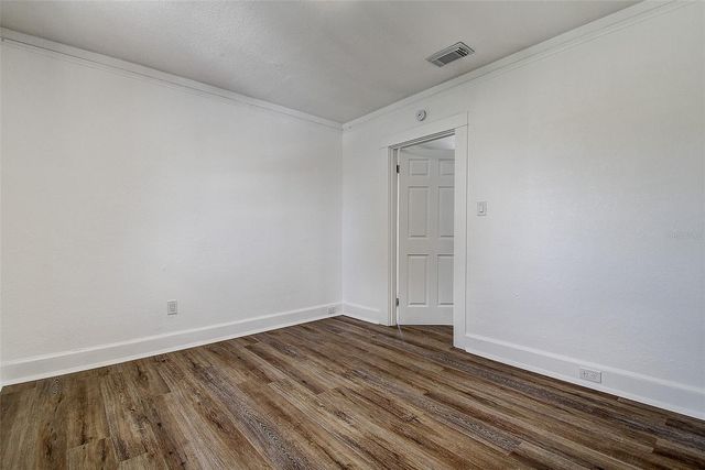 212 48TH STREET N, St Petersburg, FL 33713