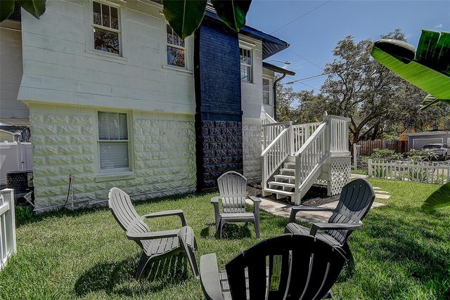 212 48TH STREET N, St Petersburg, FL 33713