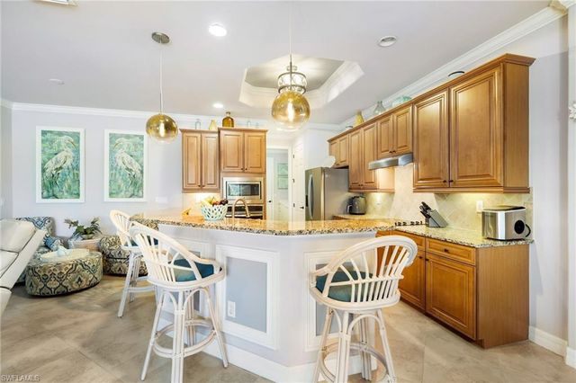 28542 Westmeath CT, Bonita Springs, FL 34135