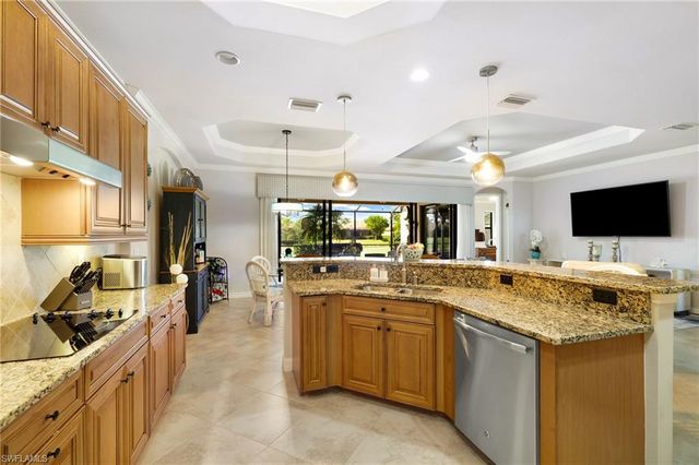 28542 Westmeath CT, Bonita Springs, FL 34135