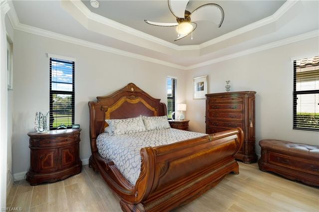 28542 Westmeath CT, Bonita Springs, FL 34135