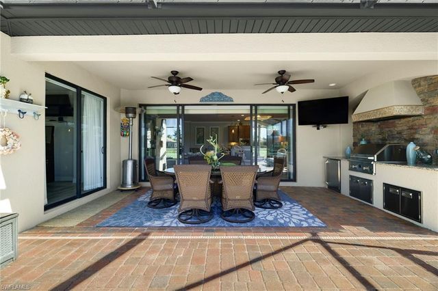 28542 Westmeath CT, Bonita Springs, FL 34135