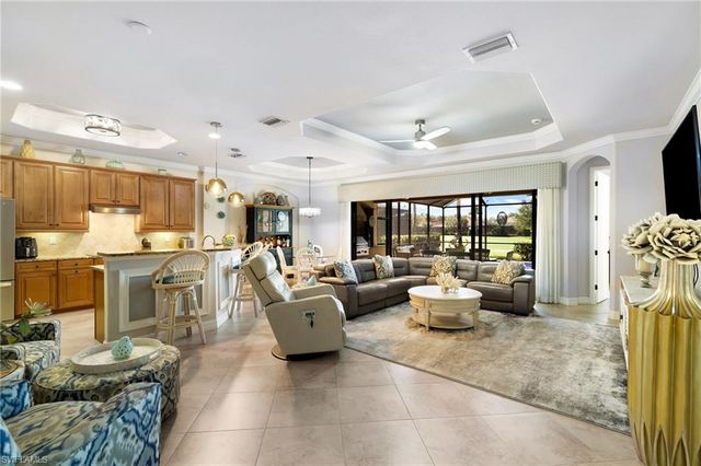 28542 Westmeath CT, Bonita Springs, FL 34135