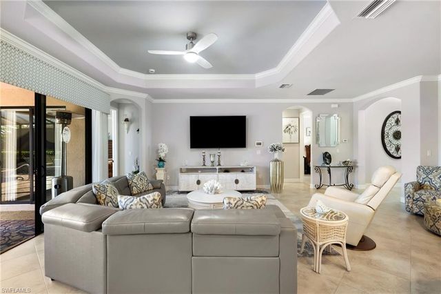 28542 Westmeath CT, Bonita Springs, FL 34135