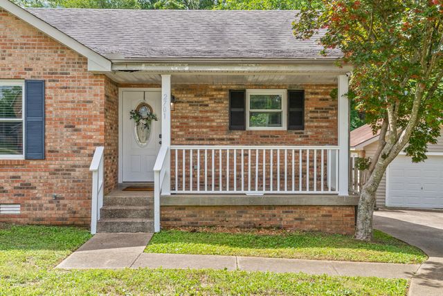 2701 E Copeland Court, Clarksville, TN 37042