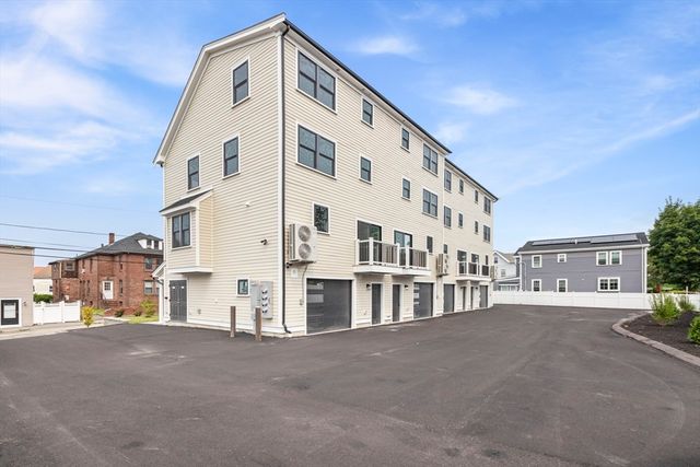 161 Sumner St 3, Quincy, MA 02169