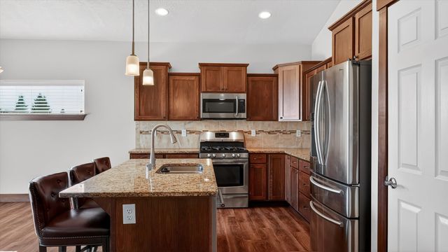 1432 E Sawgrass Ln, Deer Park, WA 99006
