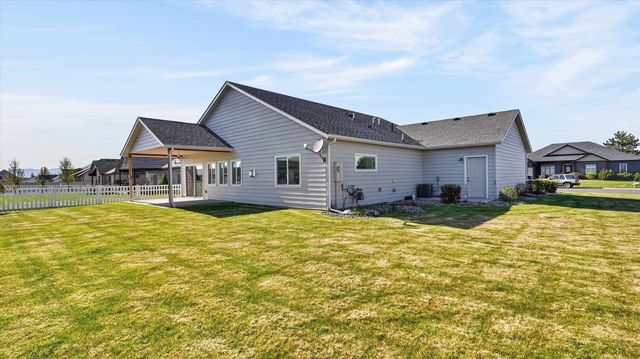 1432 E Sawgrass Ln, Deer Park, WA 99006