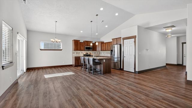 1432 E Sawgrass Ln, Deer Park, WA 99006